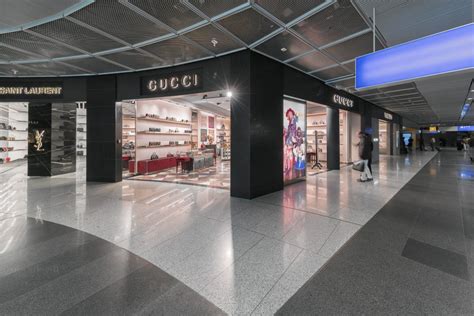 gucci shops in frankfurt.